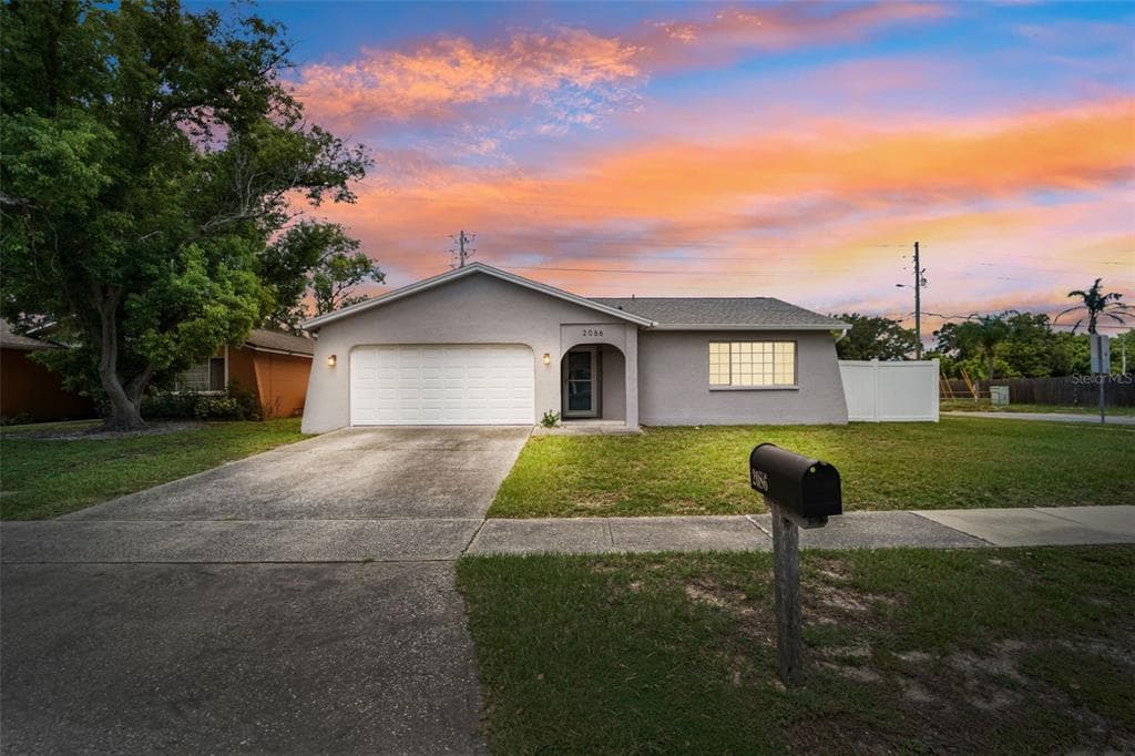 2086 CITRUS HILL LANE PALM HARBOR, FL 34683