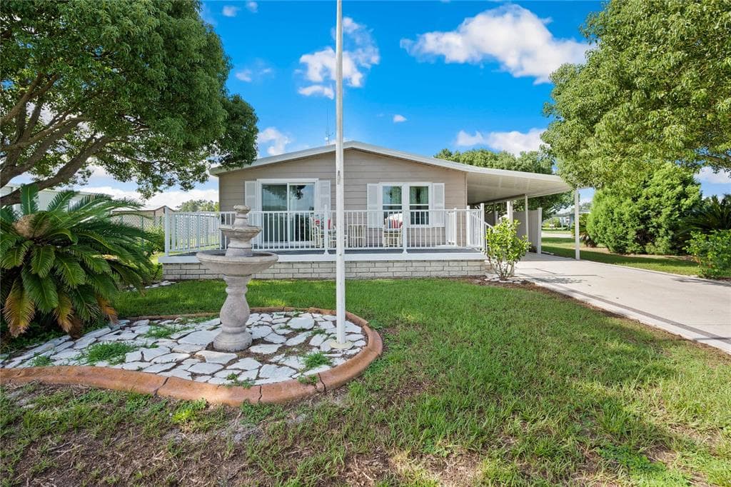 36732 BETH AVENUE ZEPHYRHILLS, FL 33542