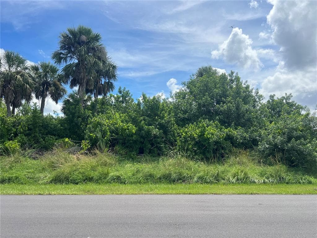 4240 KILPATRICK STREET PORT CHARLOTTE, FL 33948