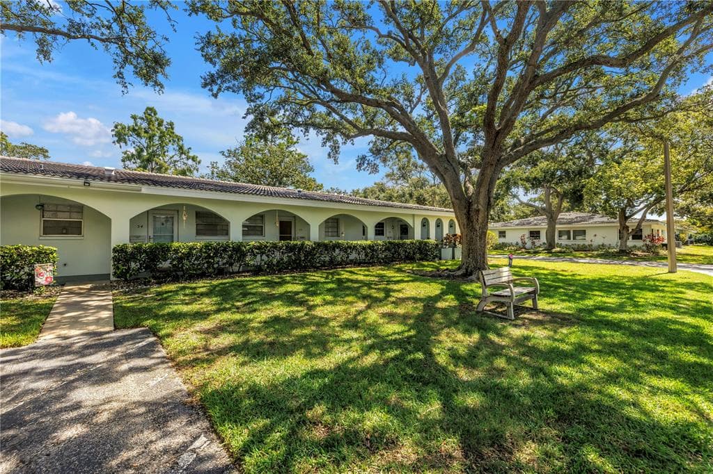 11200 102ND AVENUE UNIT 53 SEMINOLE, FL 33778