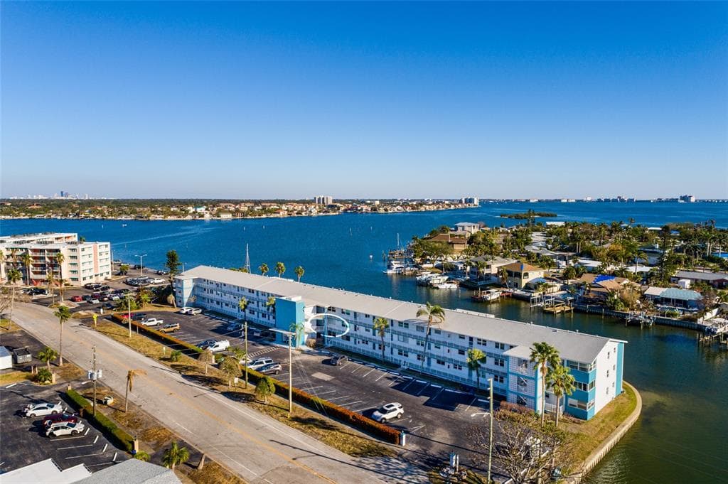1893 SHORE DRIVE S UNIT 209