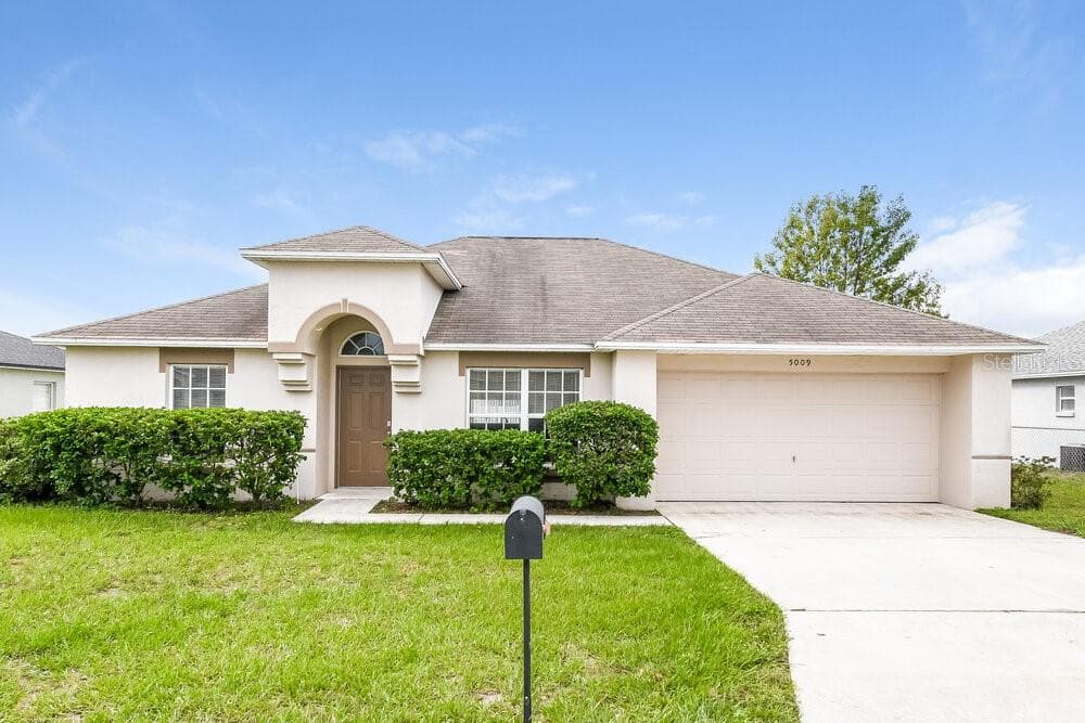 5009 QUERCUS LOOP WINTER HAVEN, FL 33880