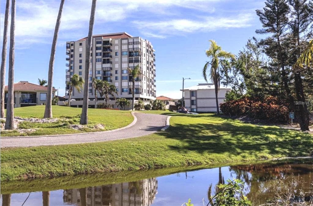 6372 PALMA DEL MAR BOULEVARD S UNIT 705 ST PETERSBURG, FL 33715