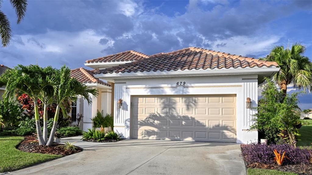 679 LAKESCENE DRIVE VENICE, FL 34293