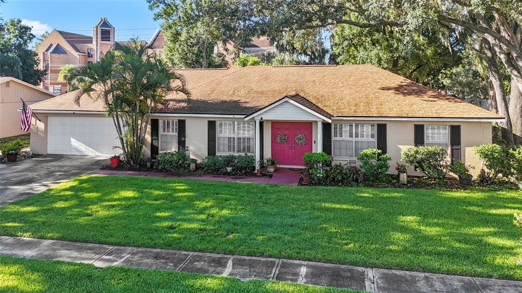 13212 MORAN DRIVE TAMPA, FL 33618