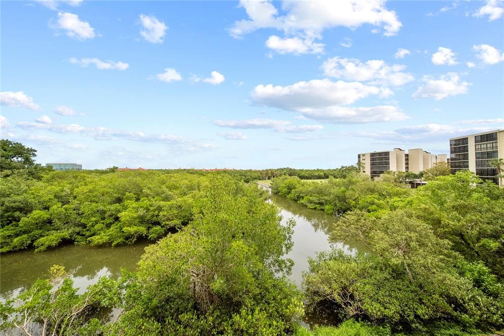 900 COVE CAY DRIVE UNIT 3E CLEARWATER, FL 33760