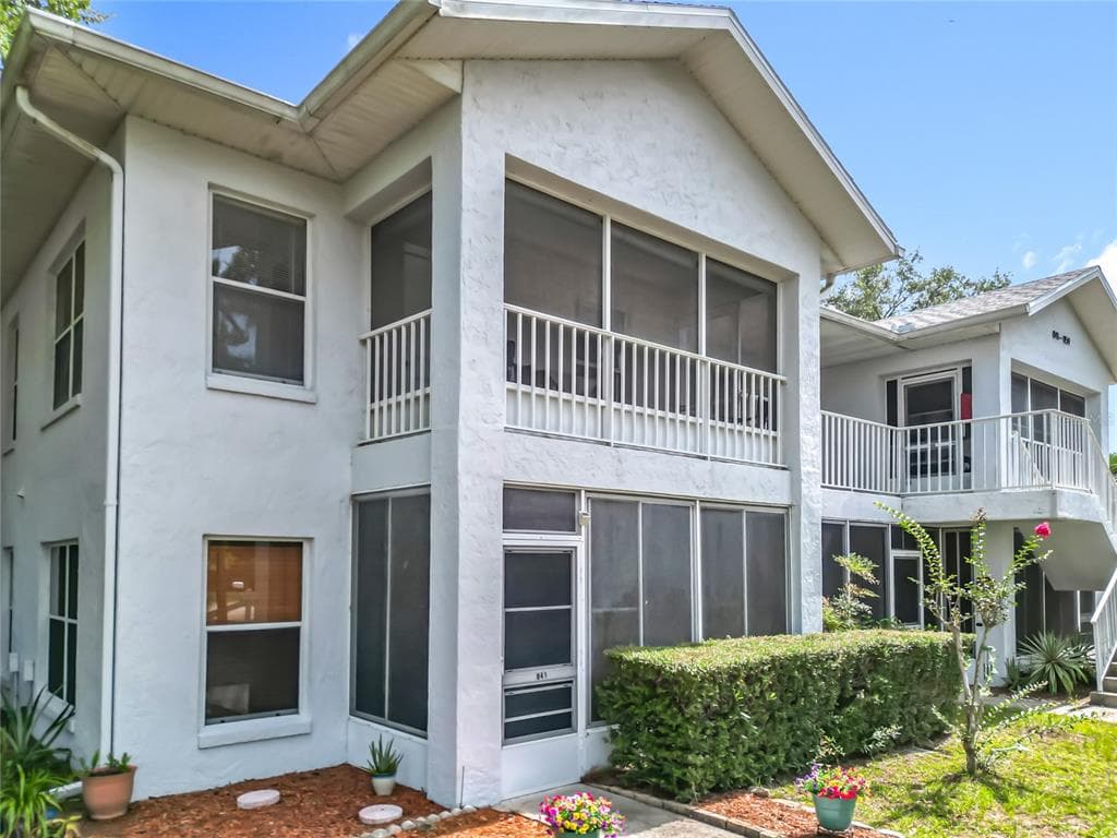 843 SE MAYO DRIVE UNIT 203 CRYSTAL RIVER, FL 34429