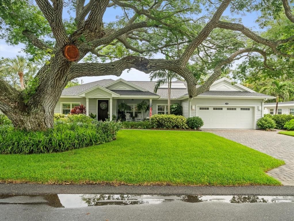 128 PALMETTO LANE LARGO, FL 33770
