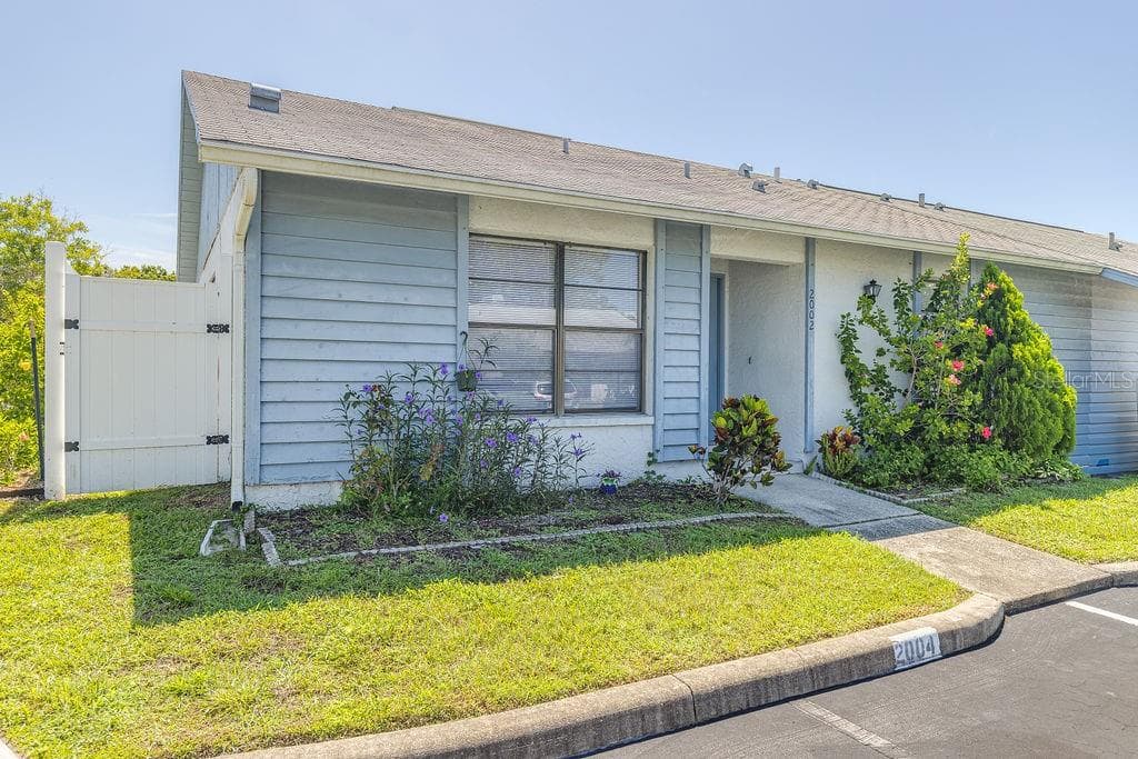 2002 SHEFFIELD COURT OLDSMAR, FL 34677