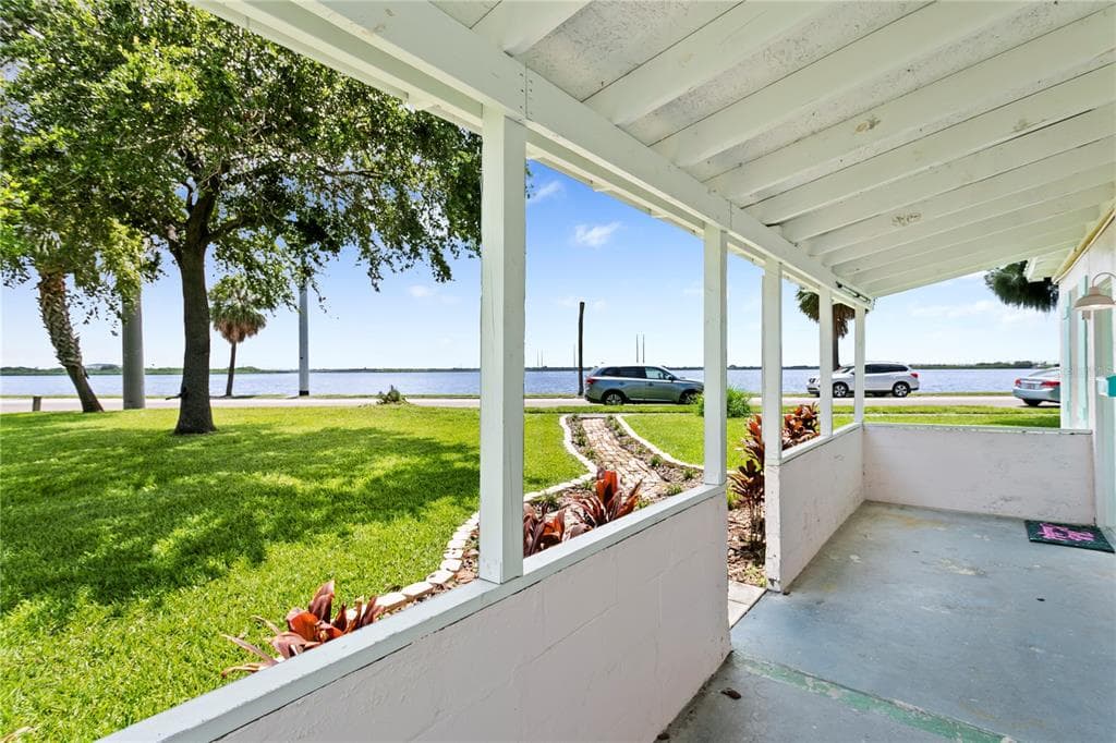 1301 S BERMUDA BOULEVARD UNIT A TAMPA, FL 33605