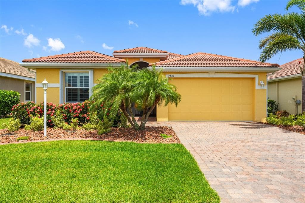 7620 RAPTOR COURT NORTH PORT, FL 34287