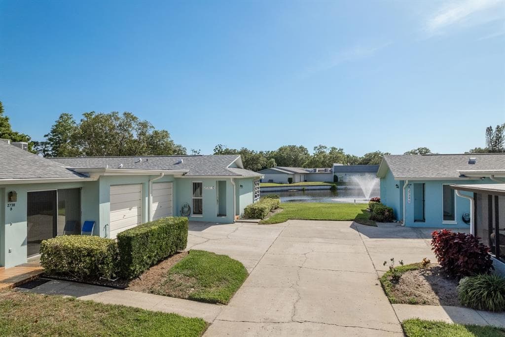 2738 SHERBROOKE LANE UNIT C PALM HARBOR, FL 34684