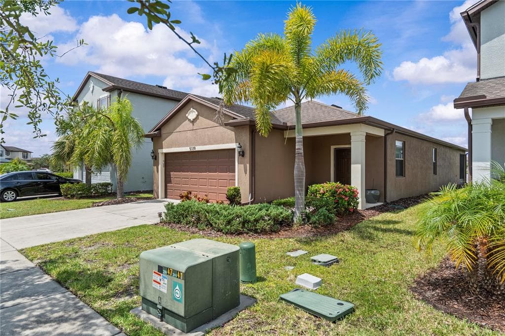 5339 FALLEN LEAF DRIVE RIVERVIEW, FL 33578