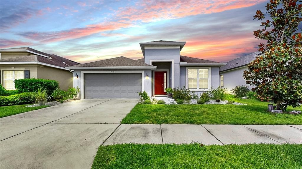 17523 BUCKINGHAM GARDEN DRIVE LITHIA, FL 33547
