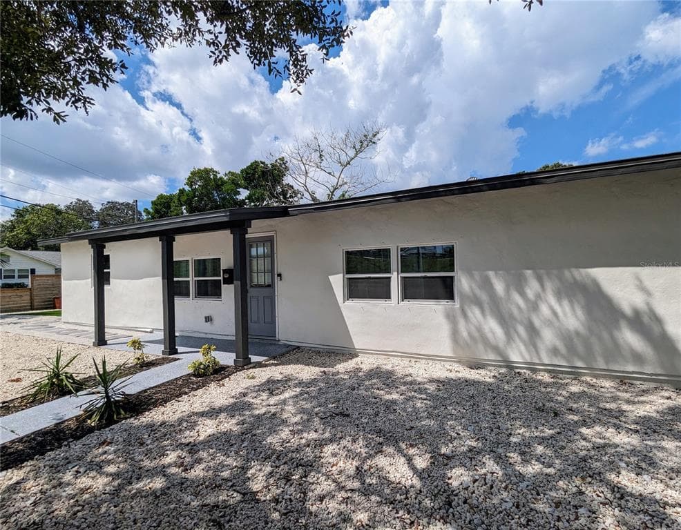 3200 22ND STREET N ST PETERSBURG, FL 33713