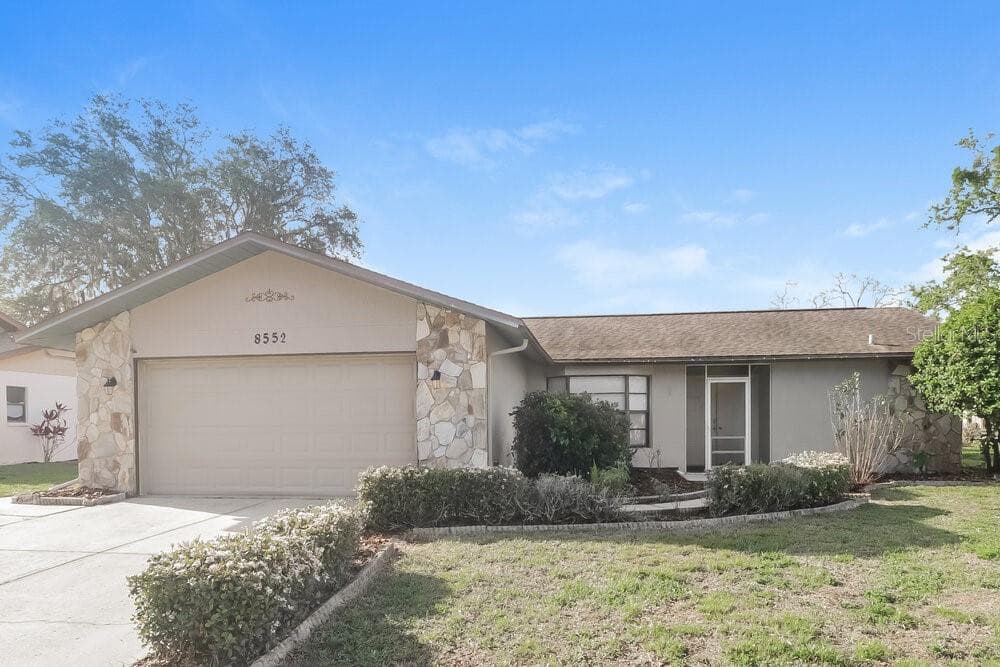 8552 BRIDGEWATER DRIVE NEW PORT RICHEY, FL 34655