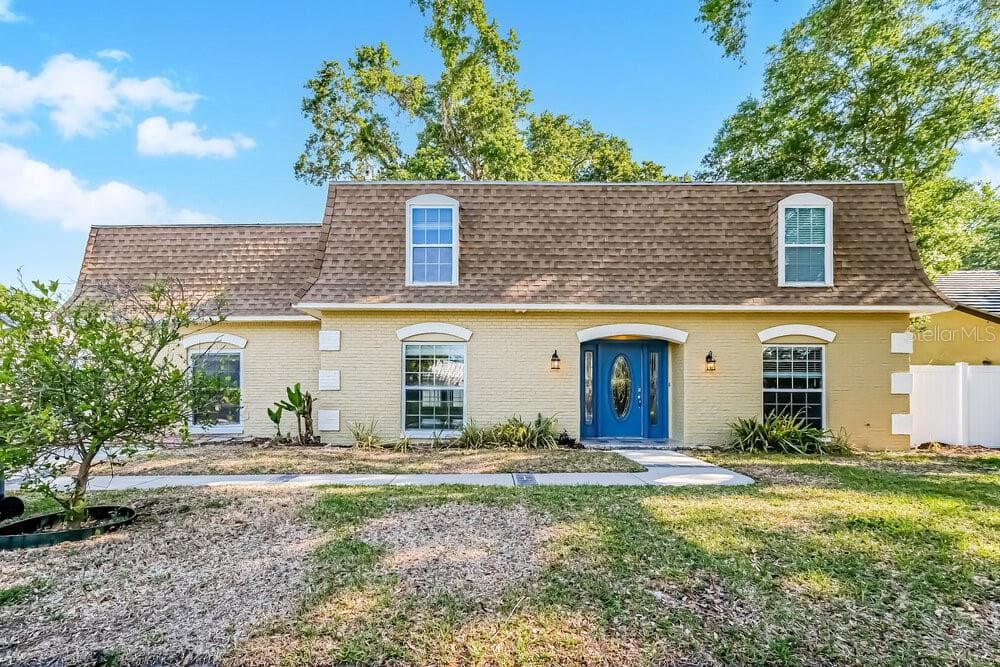 13933 OAK FOREST BOULEVARD N SEMINOLE, FL 33776