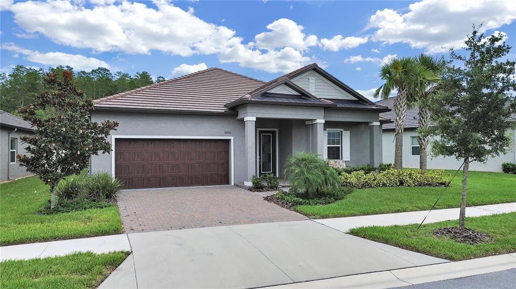 10930 BANYAN BREEZE BOULEVARD LAND O LAKES, FL 34638