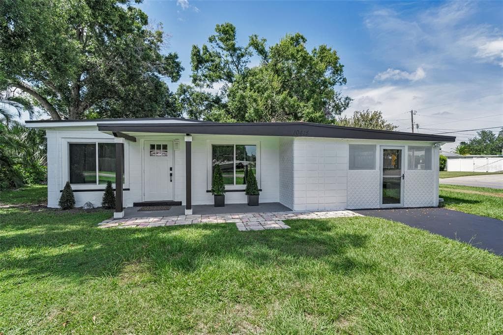 10415 110TH AVENUE LARGO, FL 33773