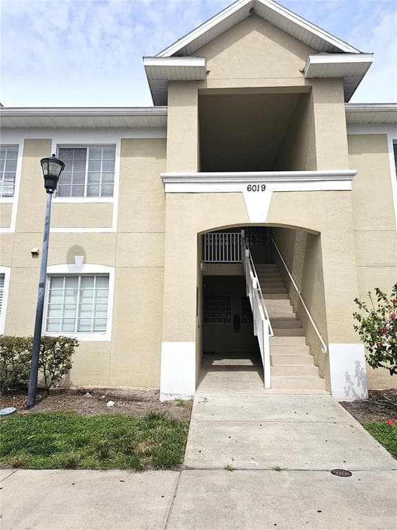 6019 PORTSDALE PLACE UNIT 101 RIVERVIEW, FL 33578