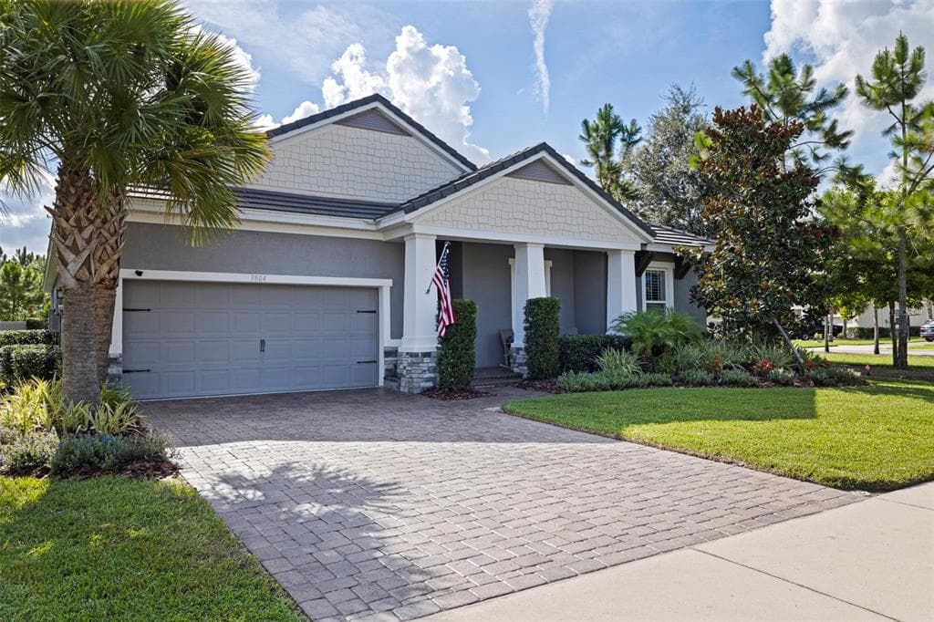 3804 BONFIRE DRIVE ODESSA, FL 33556