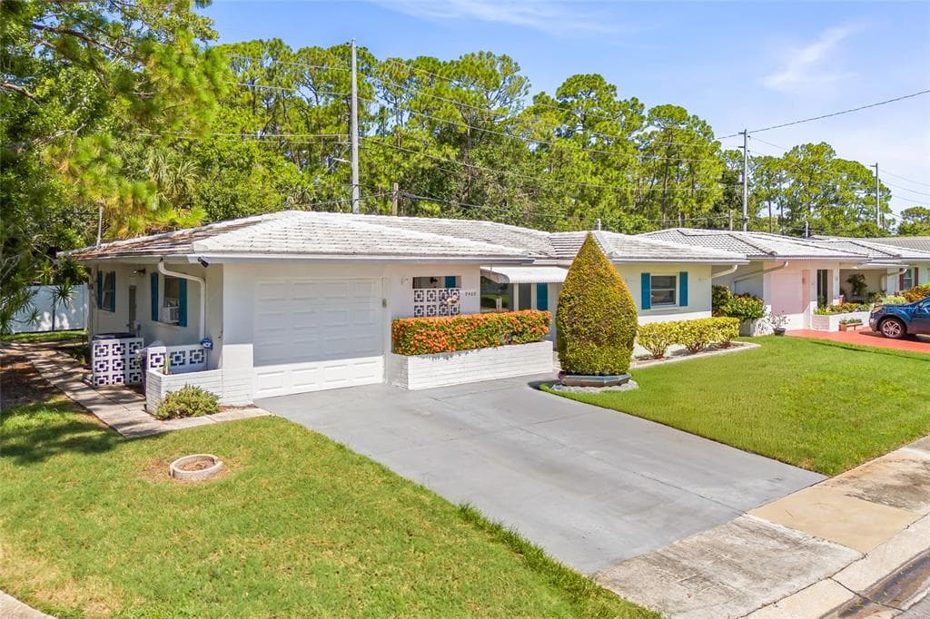9460 45TH WAY N PINELLAS PARK, FL 33782