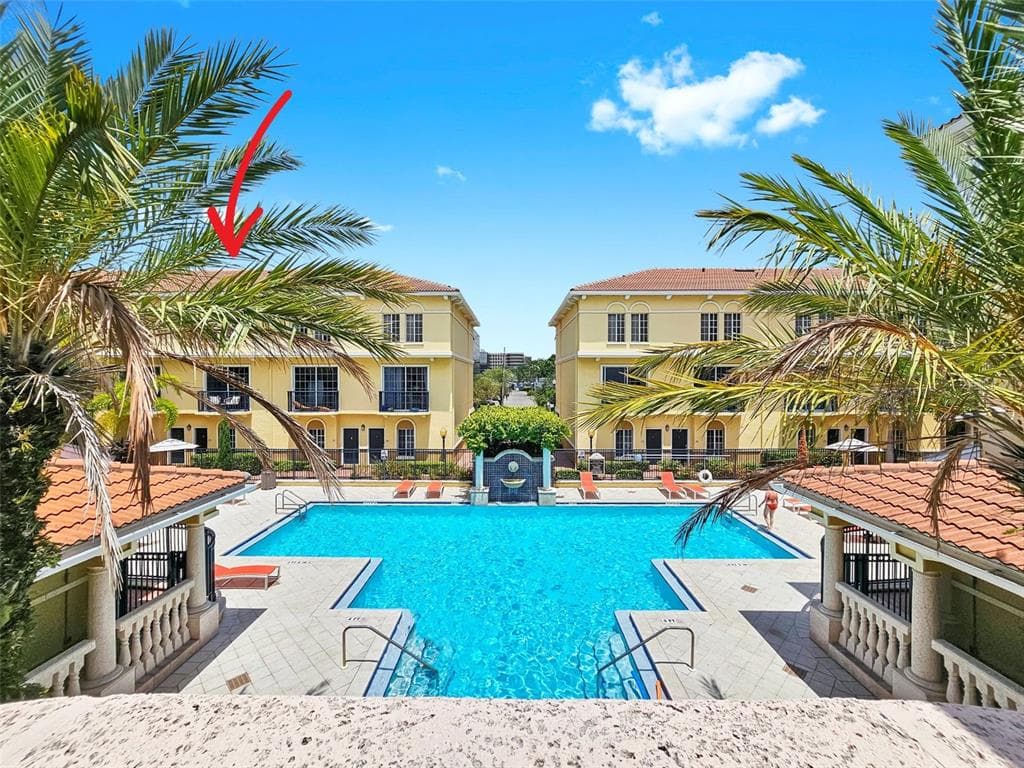 117 GRAND BEACH PLACE TAMPA, FL 33609