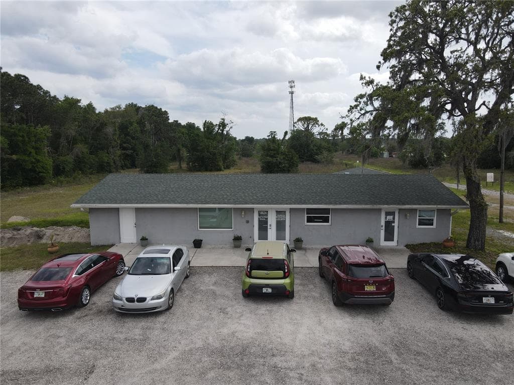 18824 COUNTY LINE ROAD SPRING HILL, FL 34610