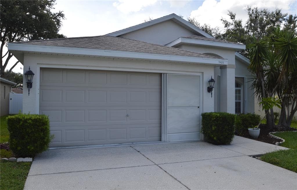 7825 PROSPECT HILL CIRCLE