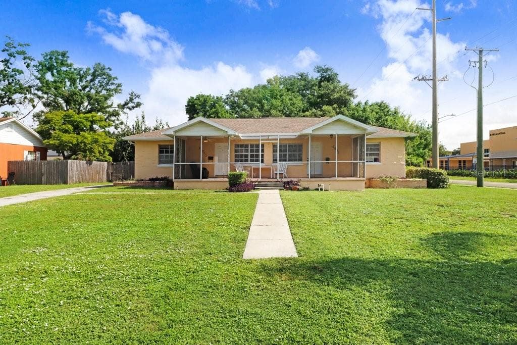 3901 W MORRISON AVENUE UNIT 1/2 TAMPA, FL 33629
