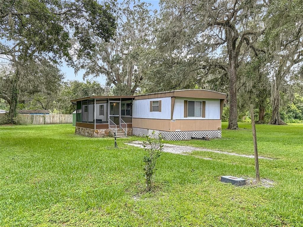 19962 RUTH STREET BROOKSVILLE, FL 34601