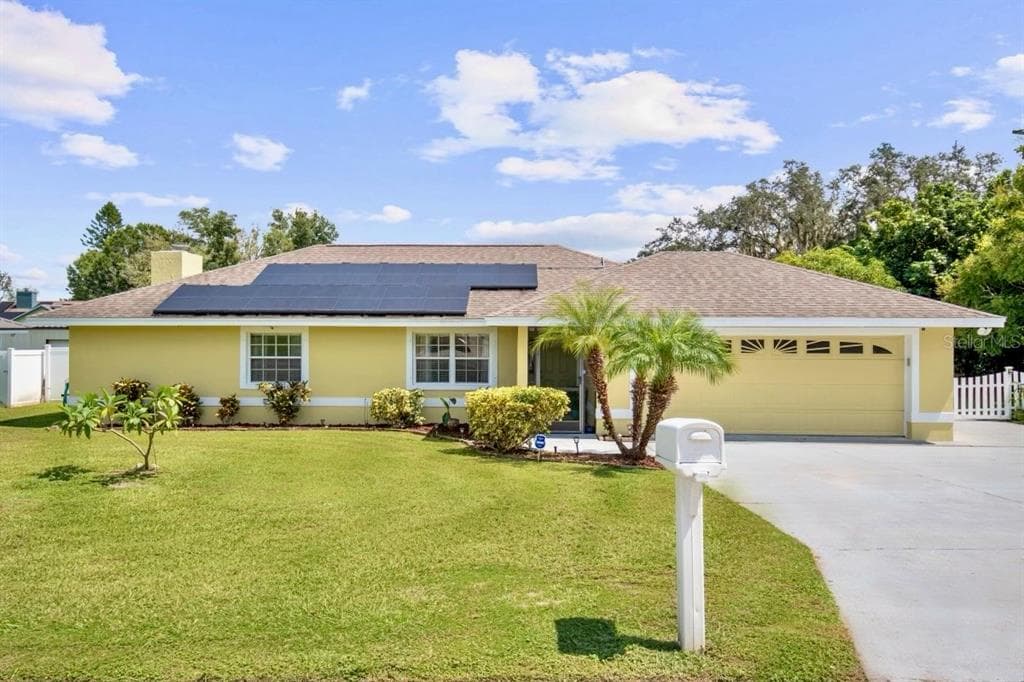 105 HAINESPORT DRIVE LAKE ALFRED, FL 33850