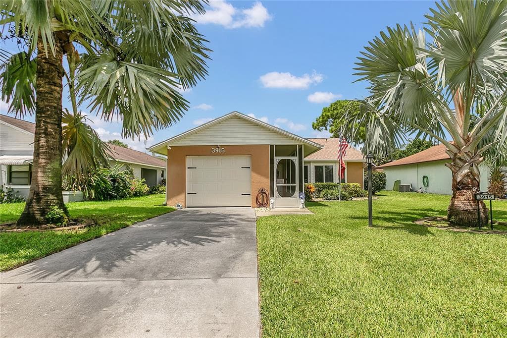 3915 ELSON AVENUE SEBRING, FL 33875