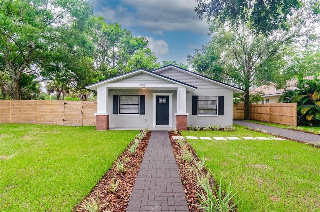 5802 N SUWANEE AVENUE TAMPA, FL 33604