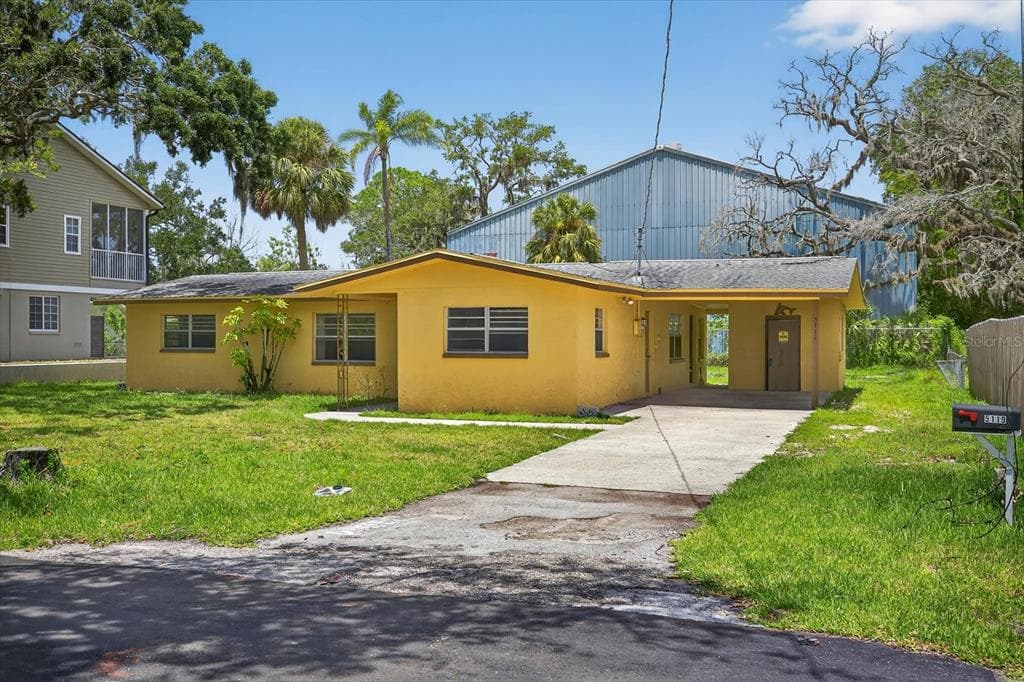 5119 LIMESTONE DRIVE PORT RICHEY, FL 34668