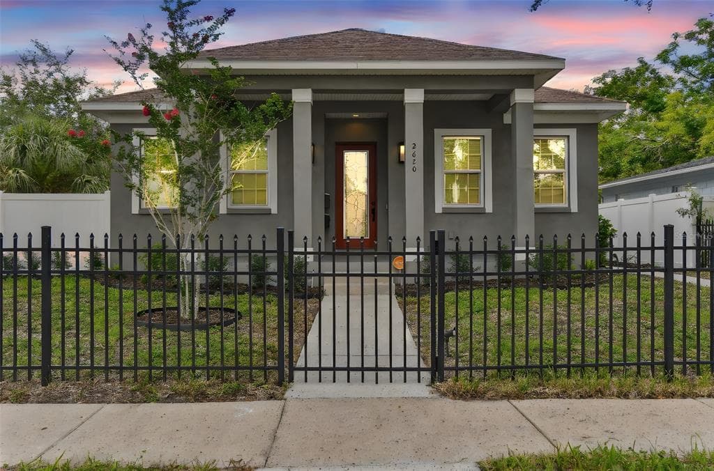 2620 3RD AVENUE S ST PETERSBURG, FL 33712