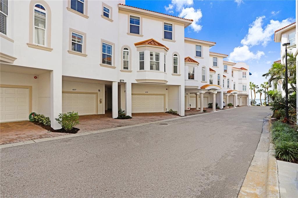 1340 BAYSHORE BOULEVARD UNIT 407