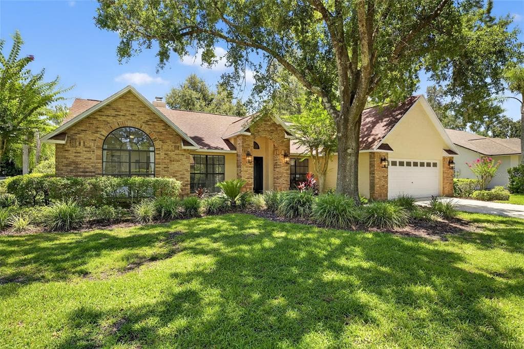 3934 CEDAR CAY CIRCLE VALRICO, FL 33596