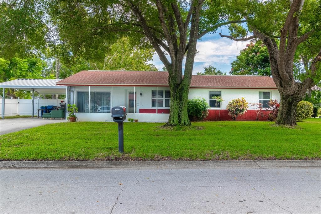 116 RAMONA CIRCLE PALM HARBOR, FL 34683