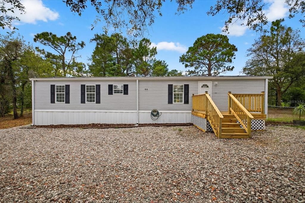 6351 LUCKY LANE SPRING HILL, FL 34609