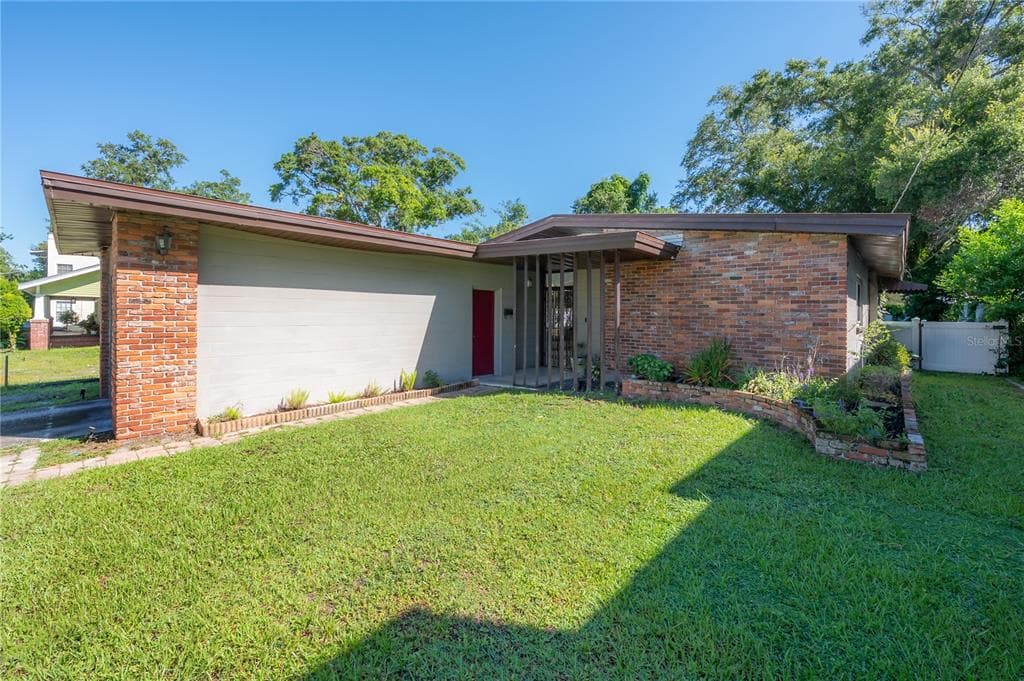 2723 N RIDGEWOOD AVENUE TAMPA, FL 33602