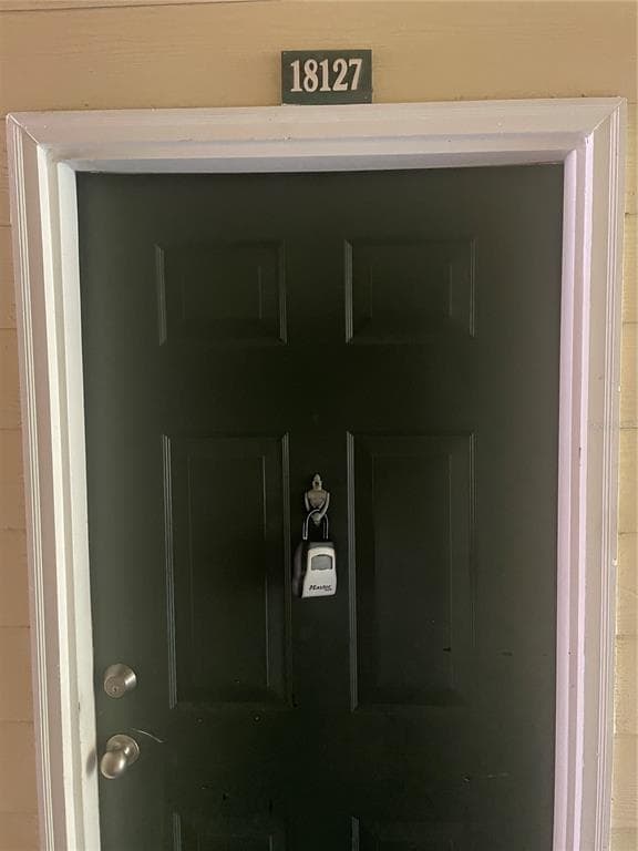 18127 STERLING GATE CIRCLE UNIT 18127 TAMPA, FL 33647
