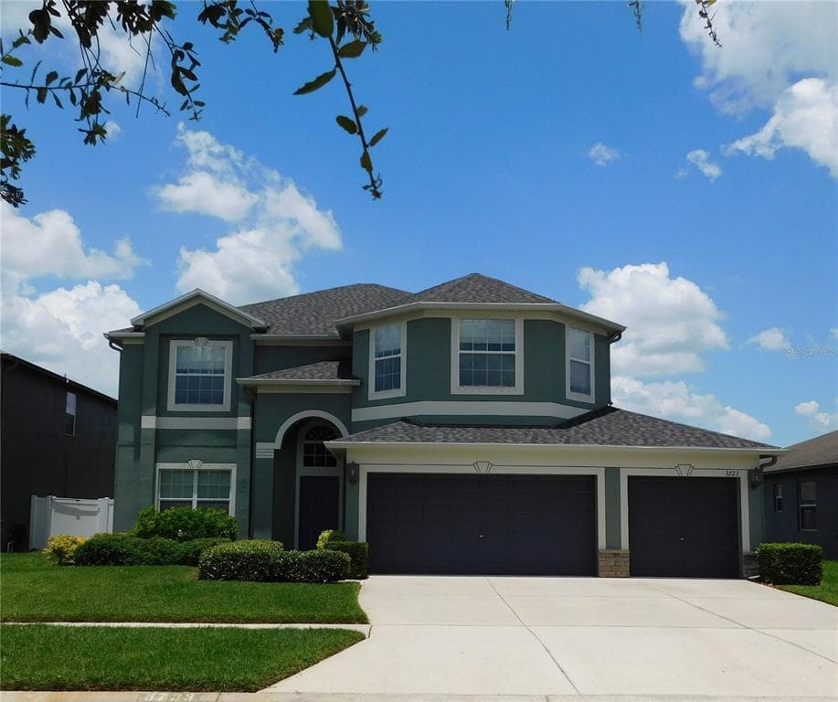 3723 ROUND TABLE COURT