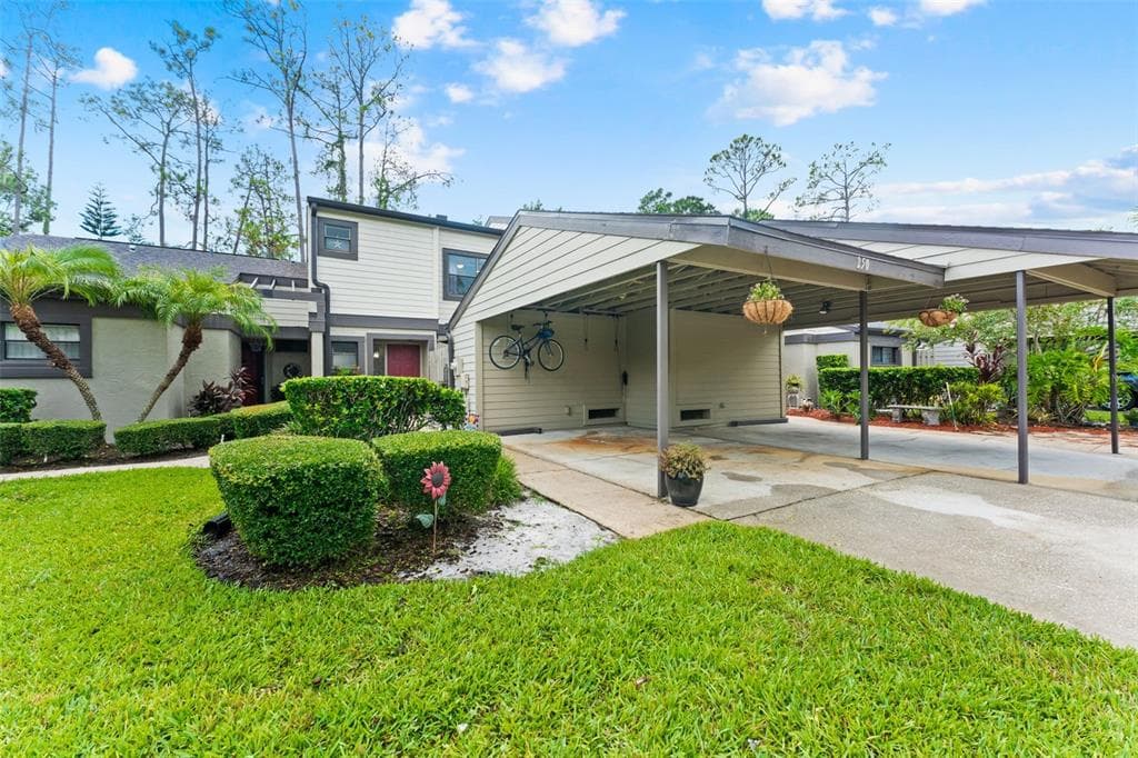 250 WOODS LANDING TRAIL OLDSMAR, FL 34677