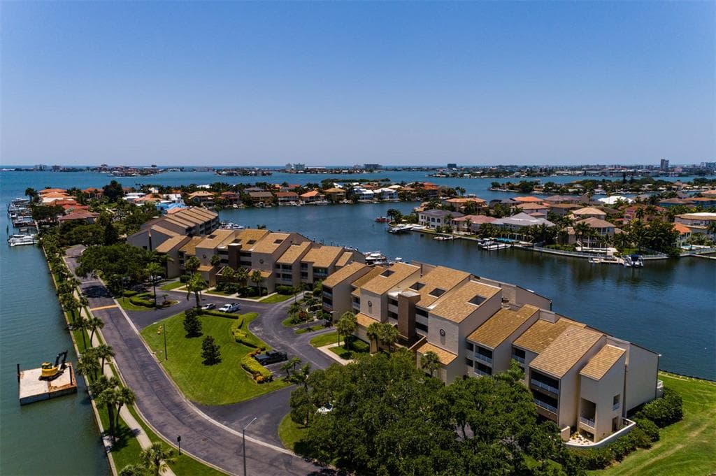 2775 KIPPS COLONY DRIVE S UNIT 205 ST PETERSBURG, FL 33707