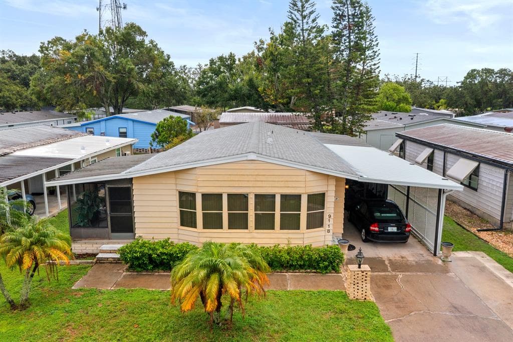 9118 SHELDON WEST DRIVE TAMPA, FL 33626