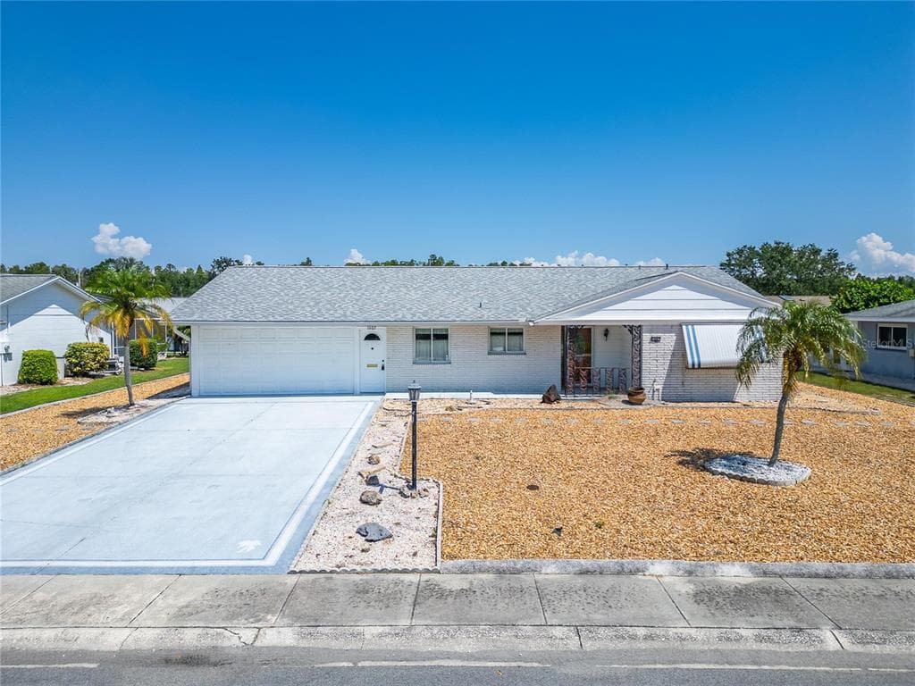 1607 VINCENNES DRIVE SUN CITY CENTER, FL 33573