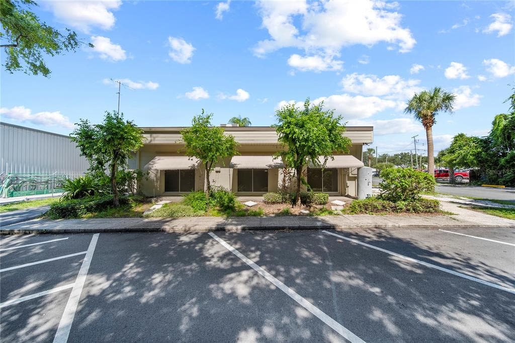 1744 S PINELLAS AVENUE TARPON SPRINGS, FL 34689