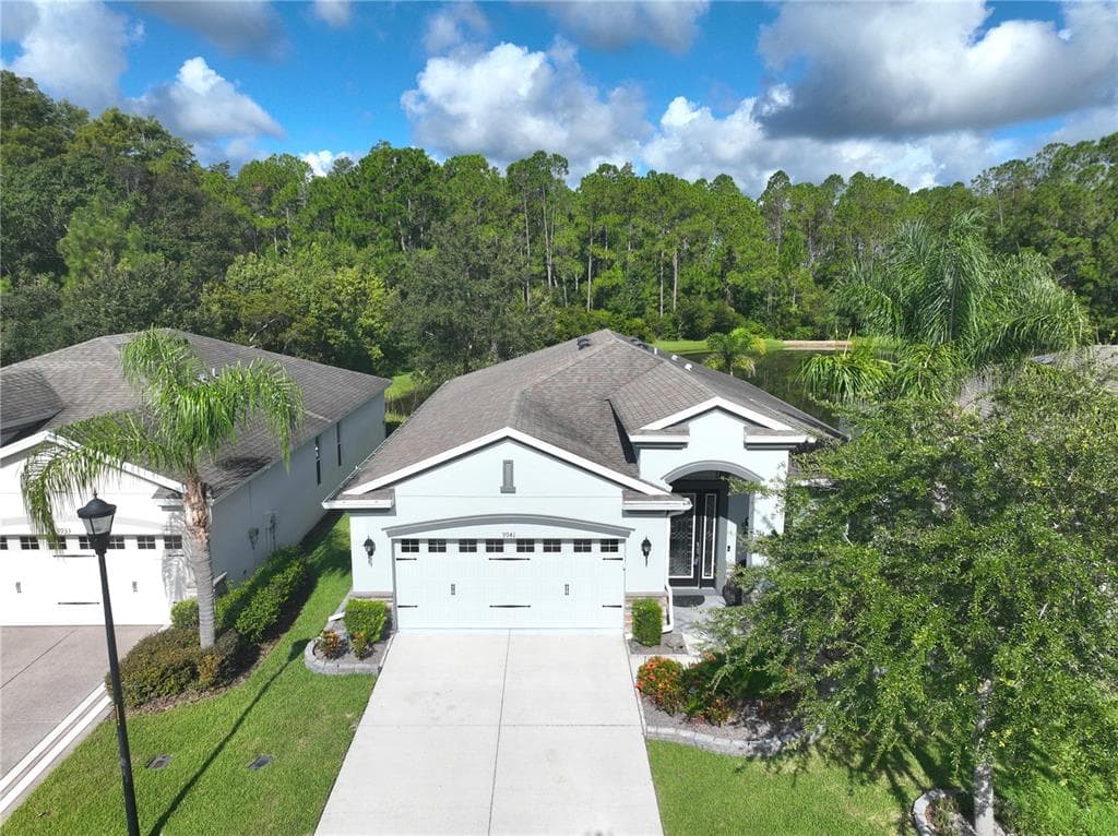 9941 SAUNTON DRIVE SAN ANTONIO, FL 33576