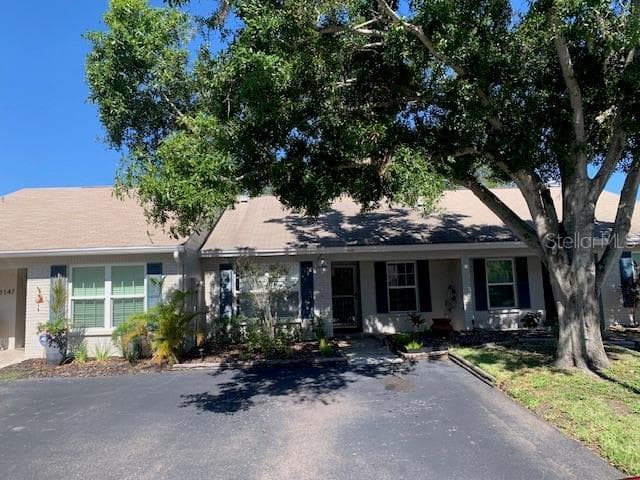 1149 DOVER COURT SAFETY HARBOR, FL 34695